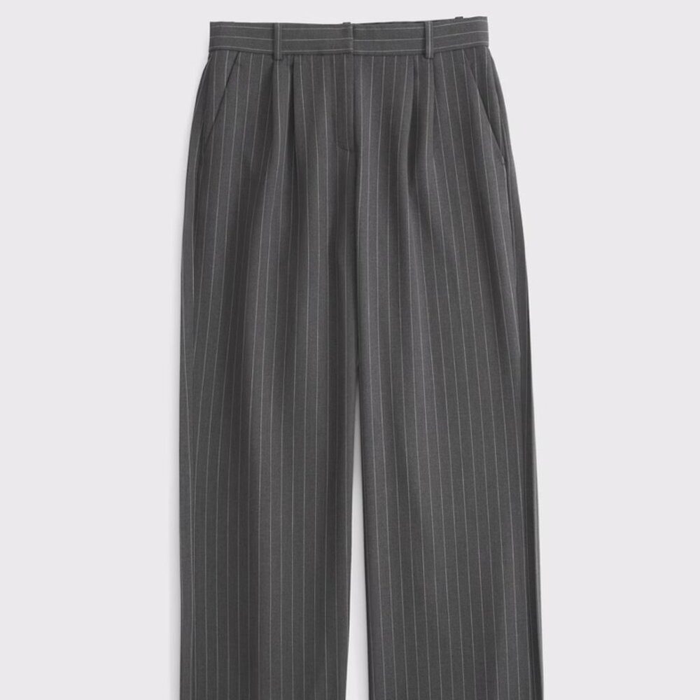Curve Love A&F Sloane Low Rise Tailored Wide Leg Pant